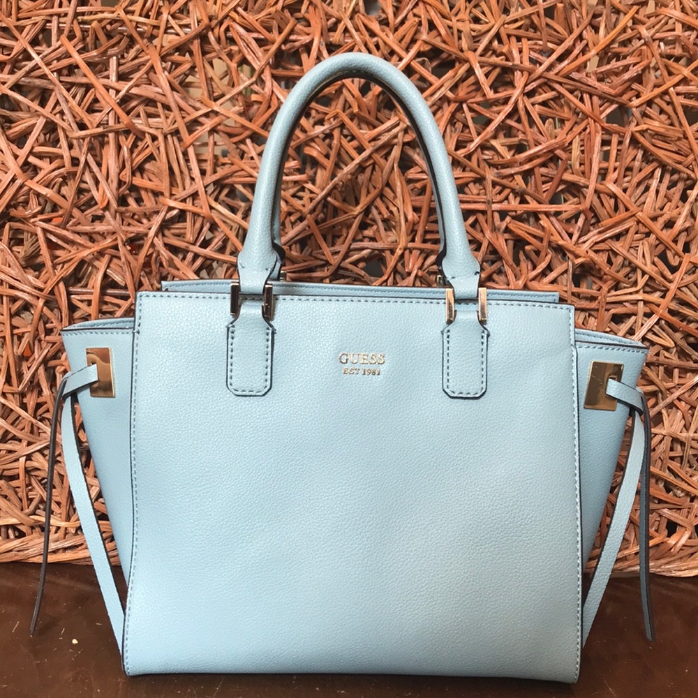 👜 GUESS Blue Leather Purse 👜